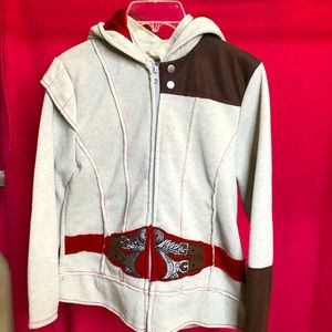 Spirit Halloween kids 12-14 Assassin’s Creed zip-up hoodie
